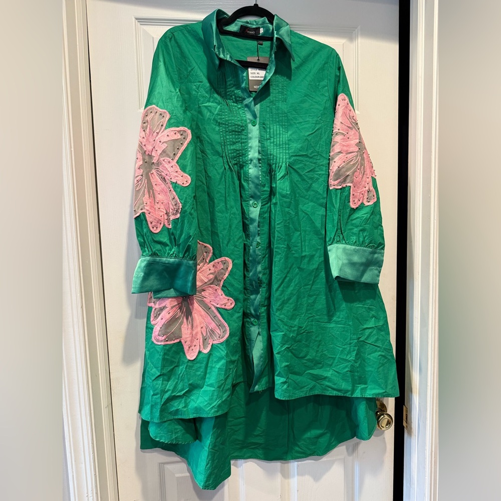 Anthropologie Green Long-Sleeve Floral Appliqué Dress